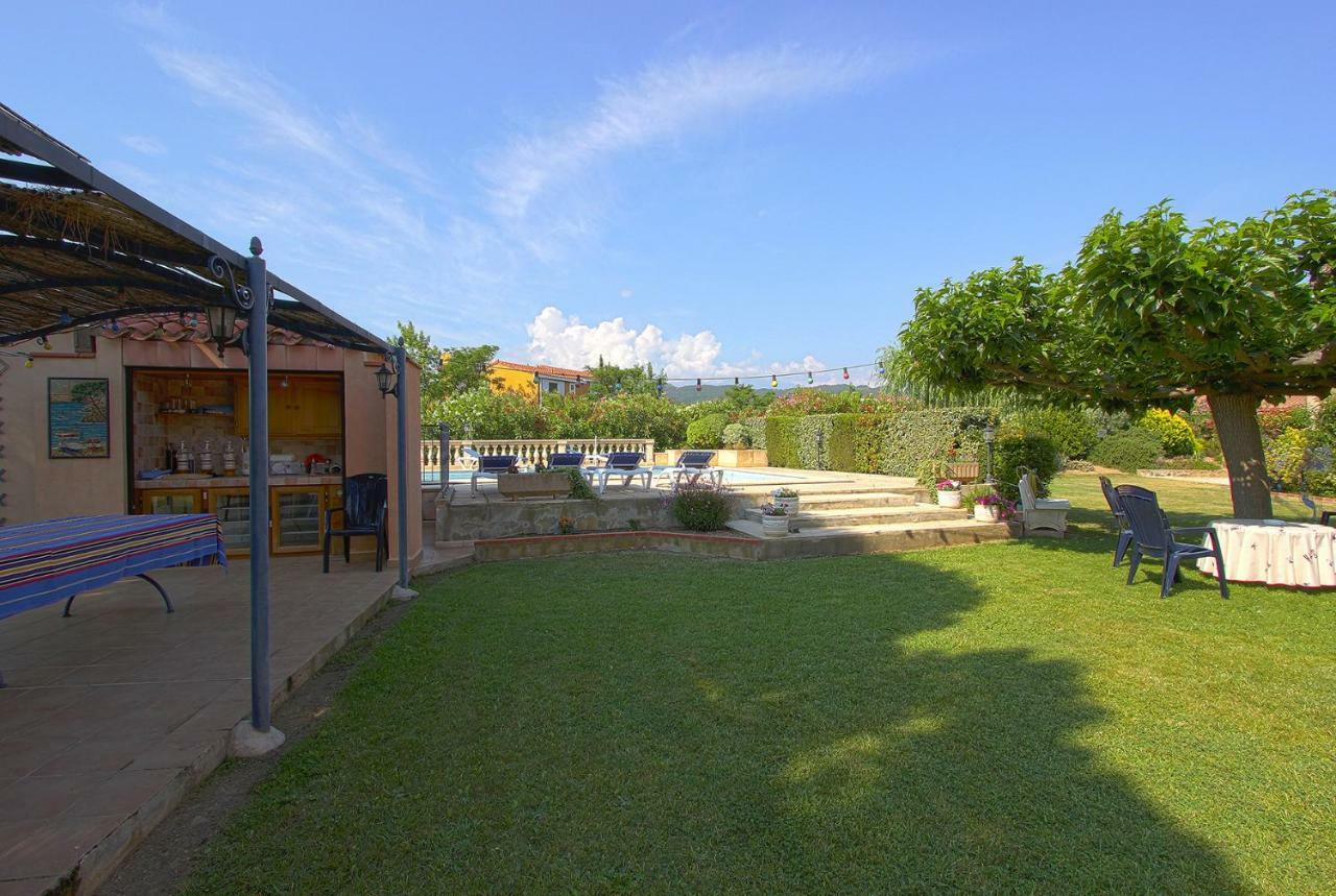 La Planquette Bed and Breakfast Castelnou Exteriör bild