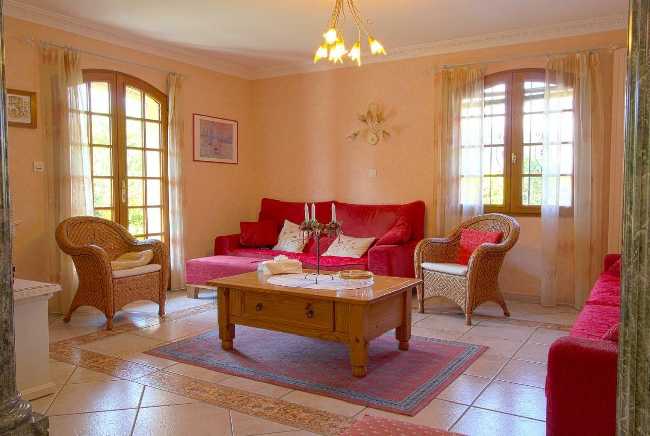 La Planquette Bed and Breakfast Castelnou Exteriör bild